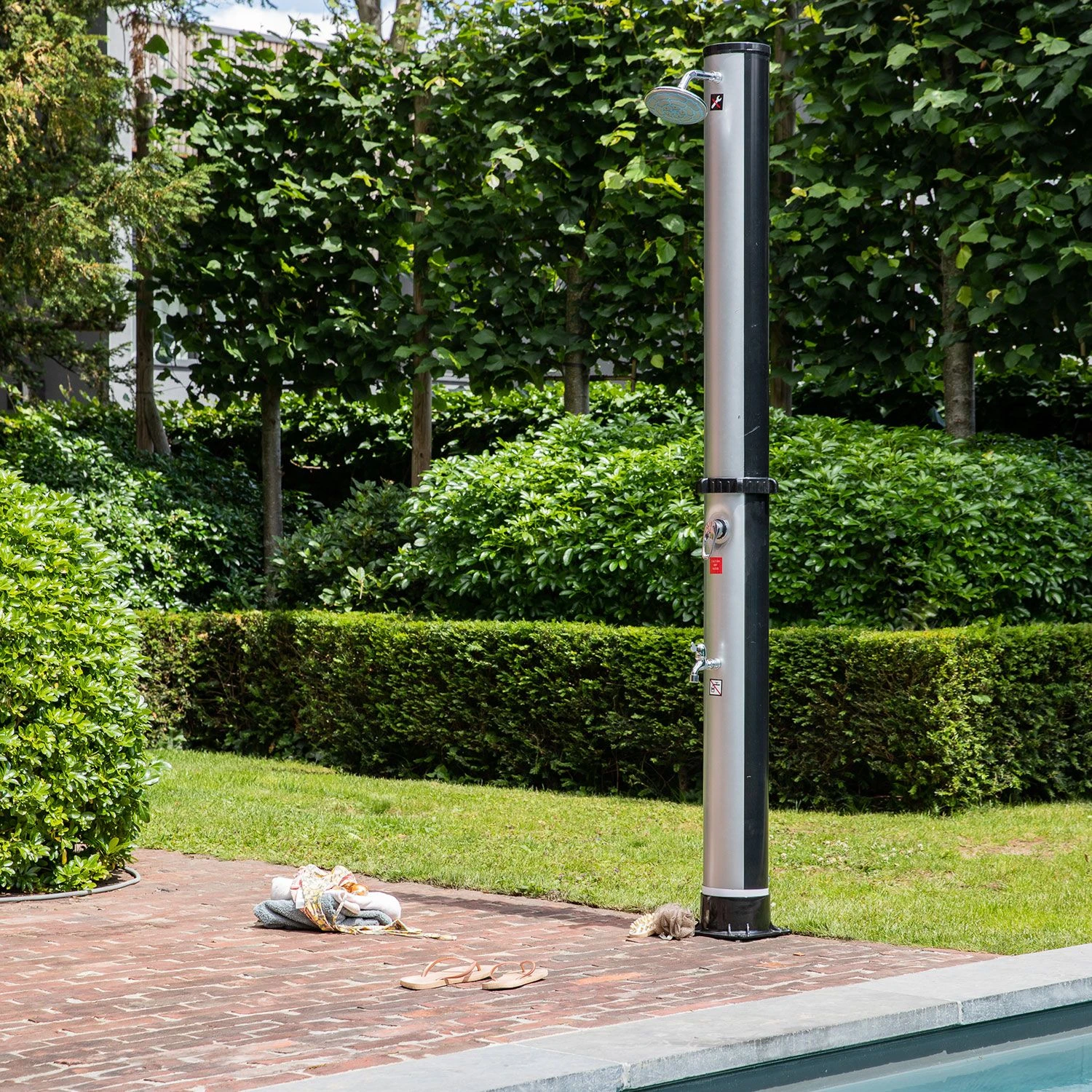 Ducha Solar Fidgi Negra Y Plata 35l 6 Ducha Solar Fidgi Negra Y Plata 35l - Imagen 6